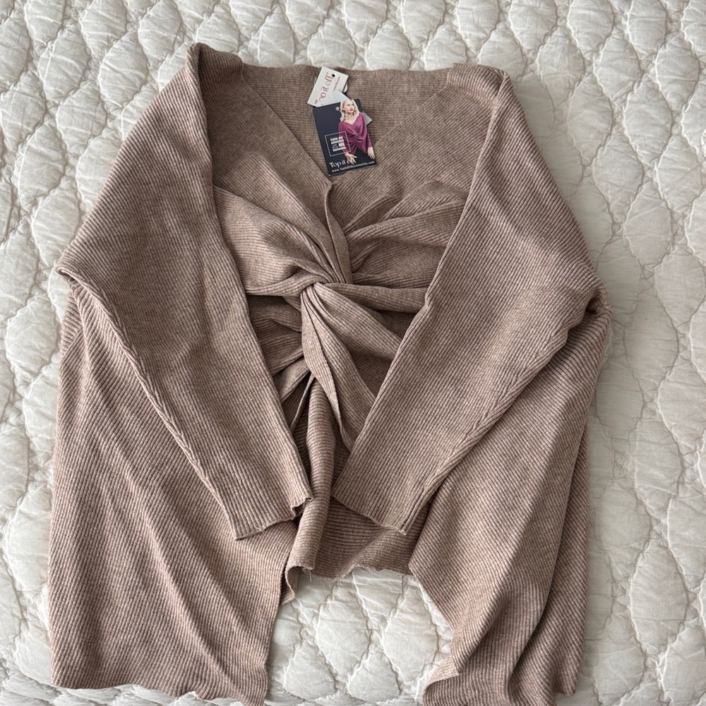 Elegant Tan Women's Sweater